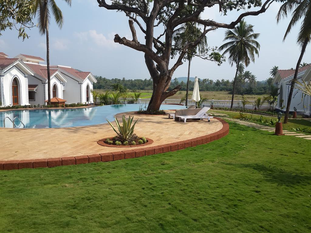Studio And One Bedroom Apartment In Riviera Sapphire, Siolim Eksteriør billede
